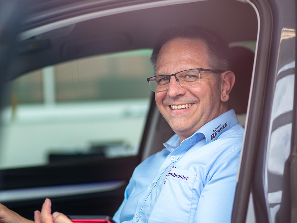 ansprechpartner-michael-armbruster-autohaus-ressle-ludenhausen Michael Armbruster Serviceberater - Autohaus Ressle Ludenhausen